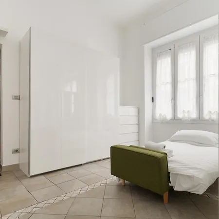 Charming Near M1 Loreto And Iconic Tram 1 To Center Apartmán *